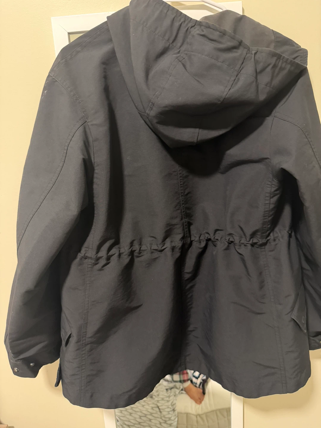UNIQLO Women's Black Hooded rain Jacket - photo 2
