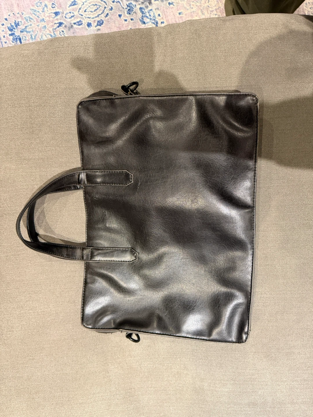 Matt & Nat Laptop / Work Tote – Black (Needs Minor Repair) - photo 2