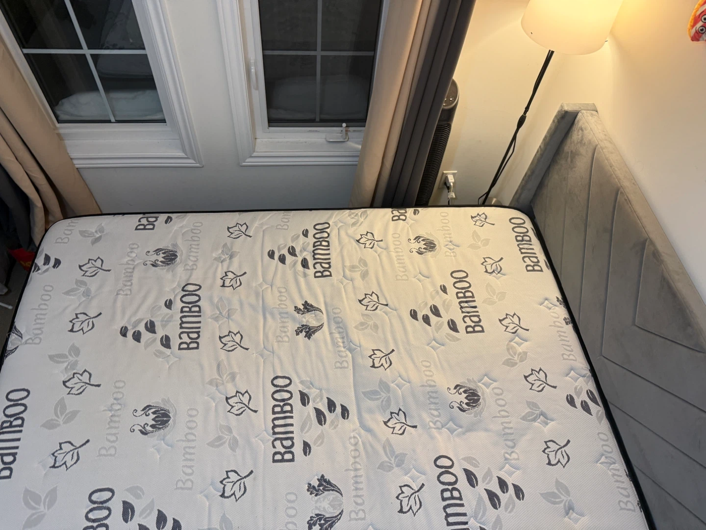 Queen Size Bed Frame with Bamboo Mattress – Excellent Condition - photo 2