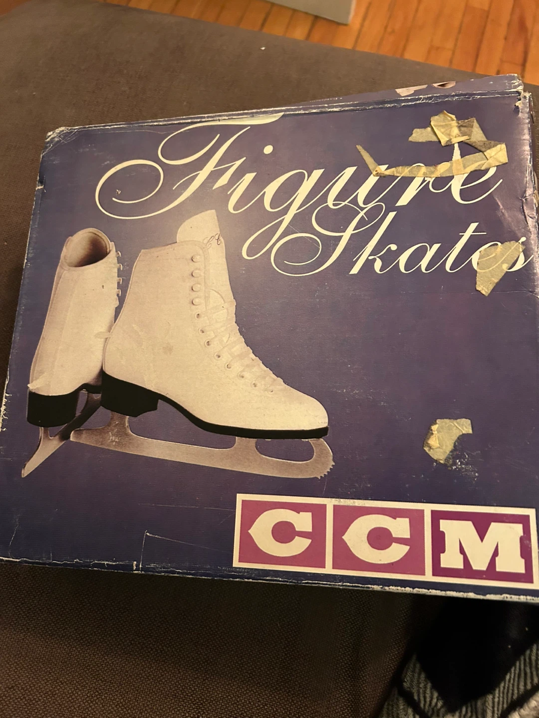 CCM Pirouette Figure Skates - Women's Size 8 - photo 2