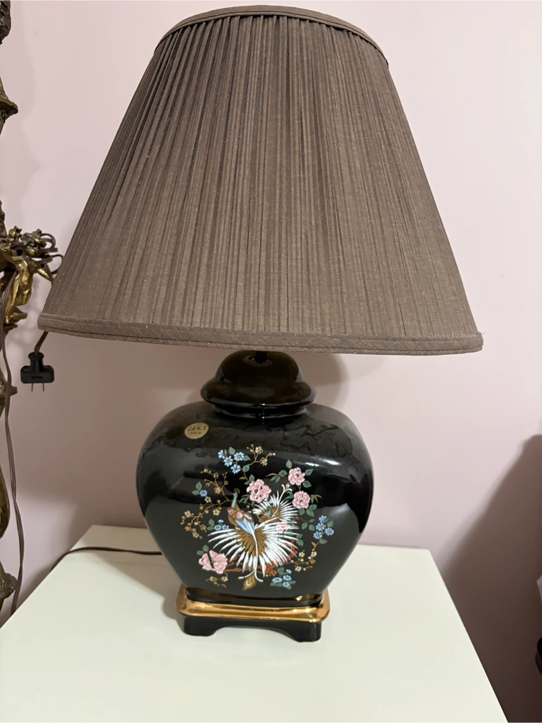Black Ginger Jar Table Lamp