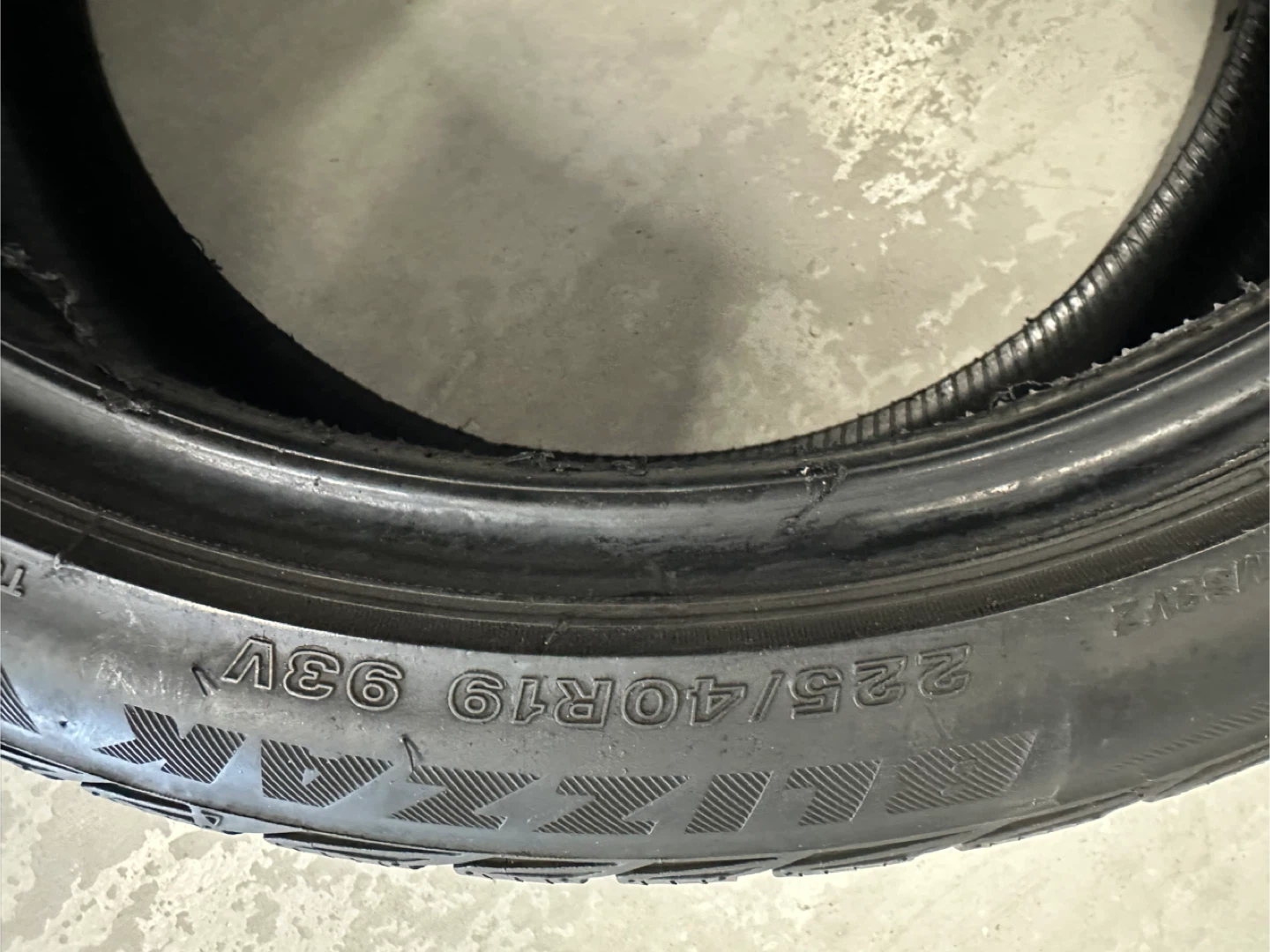 Bridgestone Blizzak LM-30 Winter Tires 225/40R19 93V - photo 5