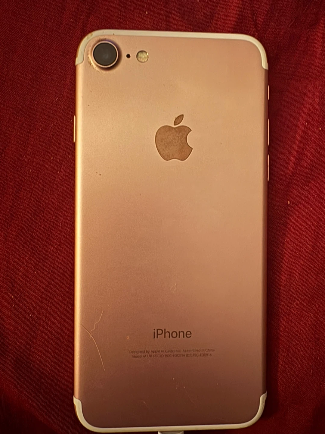 iPhone 7 - photo 2