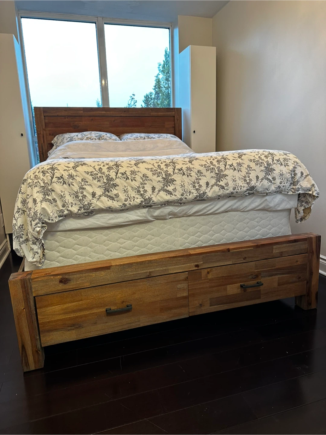 Wooden Queen Bed Frame with Storage Drawers