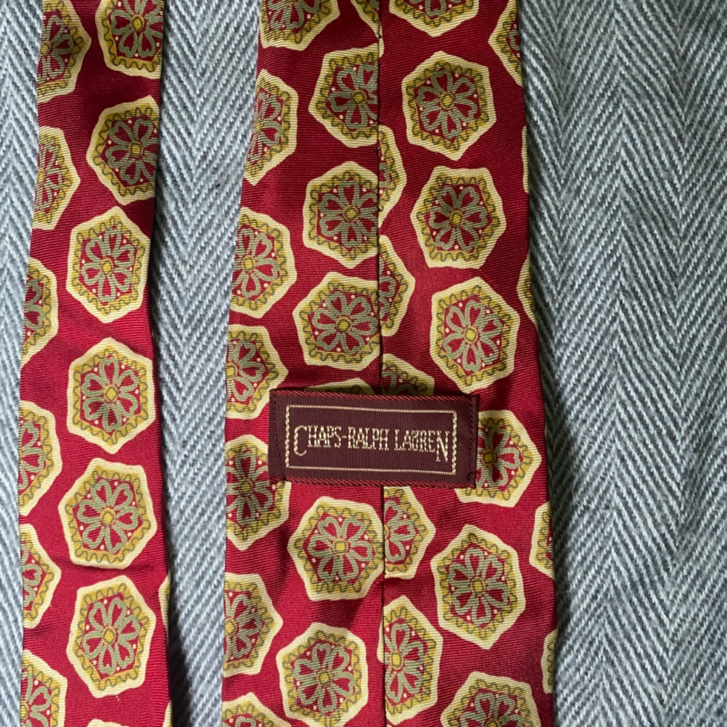 Chaps Ralph Lauren Red Geometric Pattern Tie - photo 2