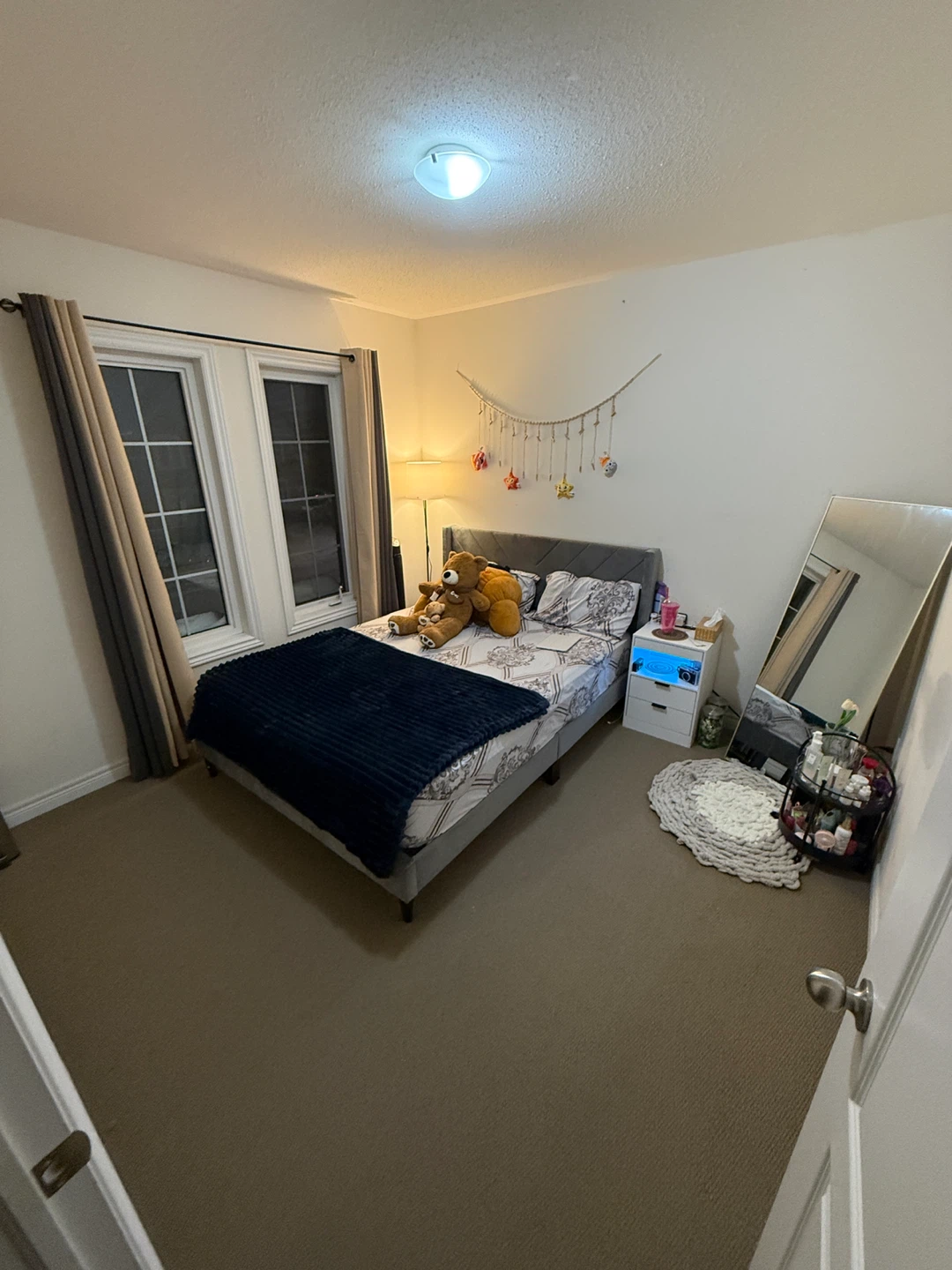 Private room for rent