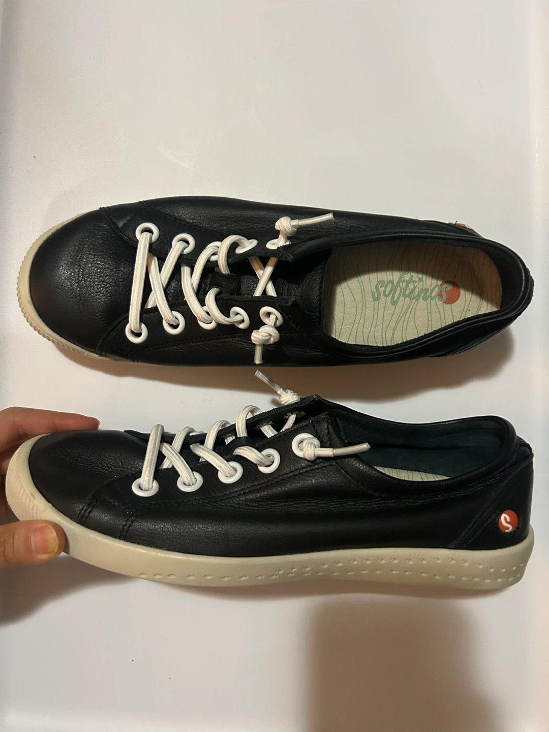 Softinos Women's Black Leather Lace-Up Sneakers - Size US 7