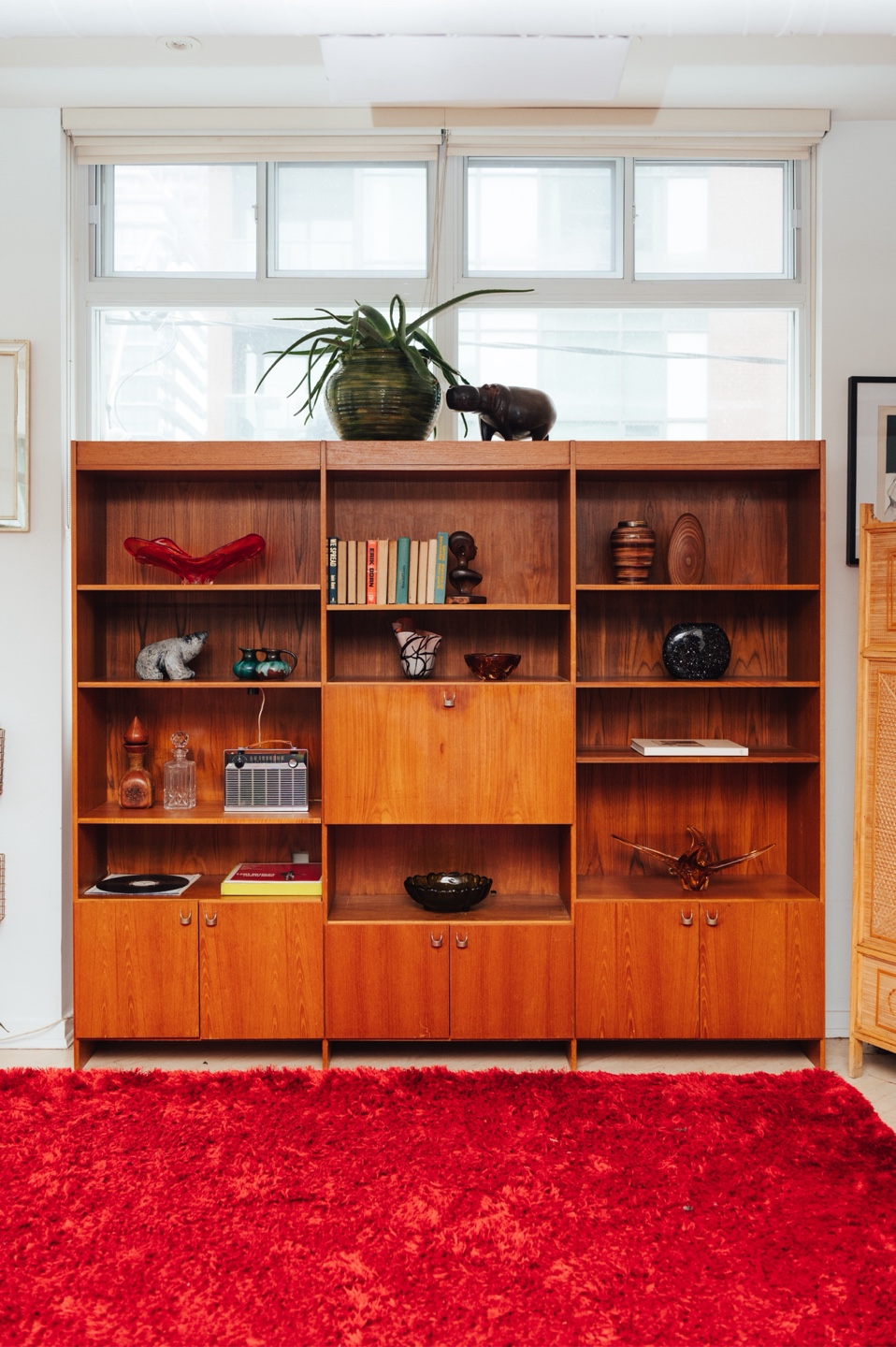 Midcentury Wall Unit with Tip-Down Bar 🤎