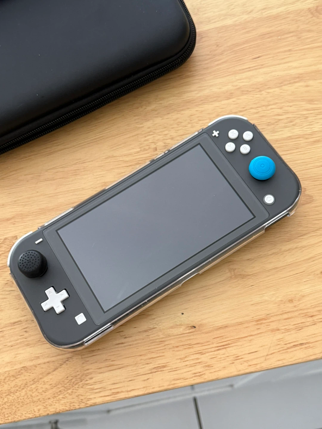Nintendo Switch Lite Grey with Case - photo 2