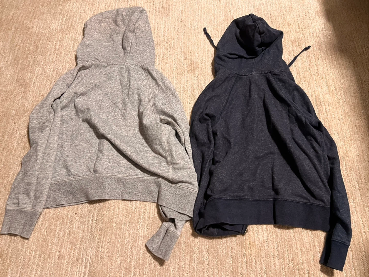 Two Small Uniqlo Sweater Jackets - photo 2