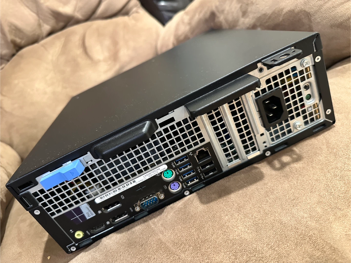 Small Quad core i7 computer unit Dell Optiplex 7040 *16 RAM - photo 2