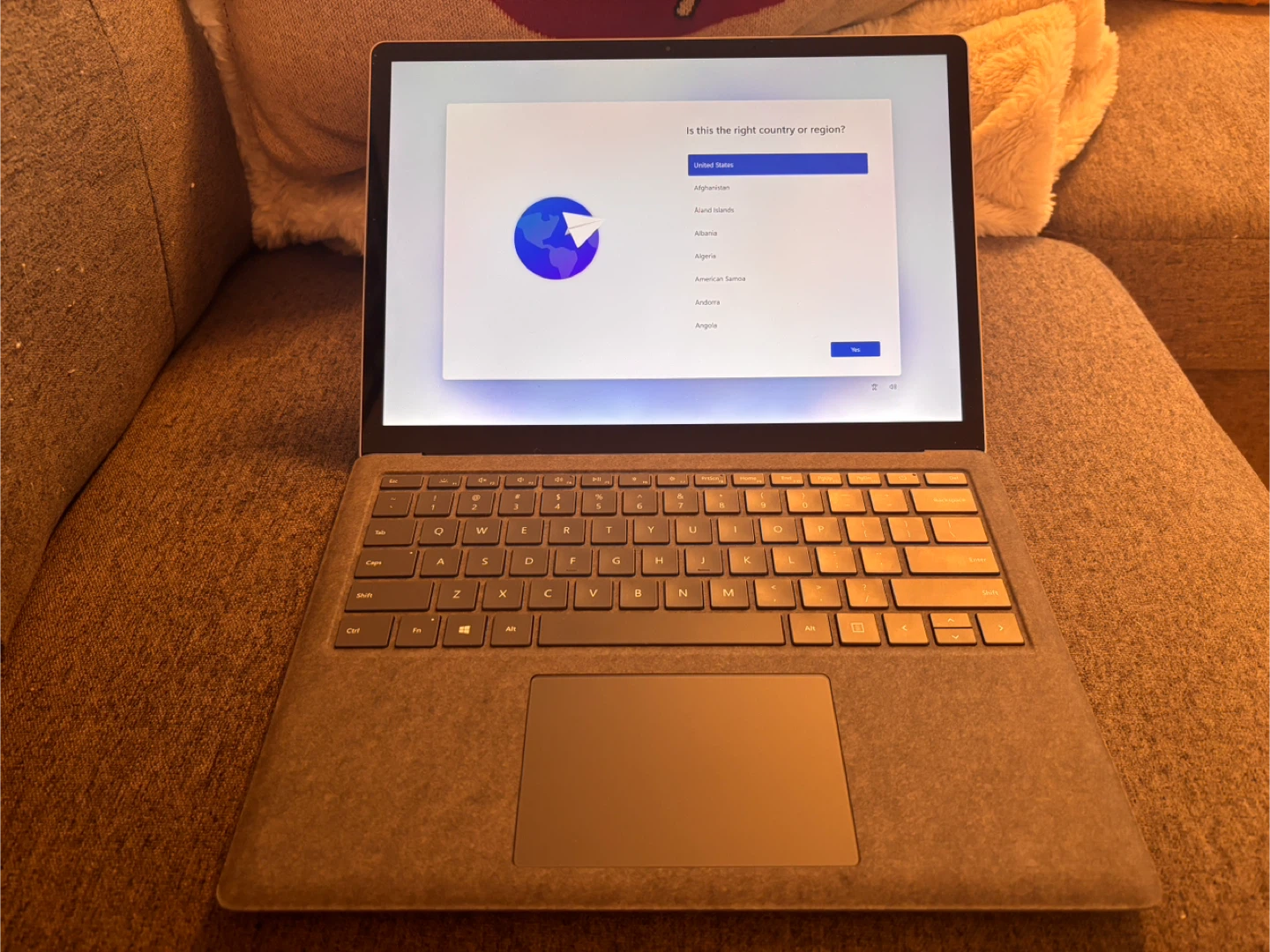 Microsoft Surface Laptop 4 - 13.5” (Ryzen 5/256GB with 8GB Ram)