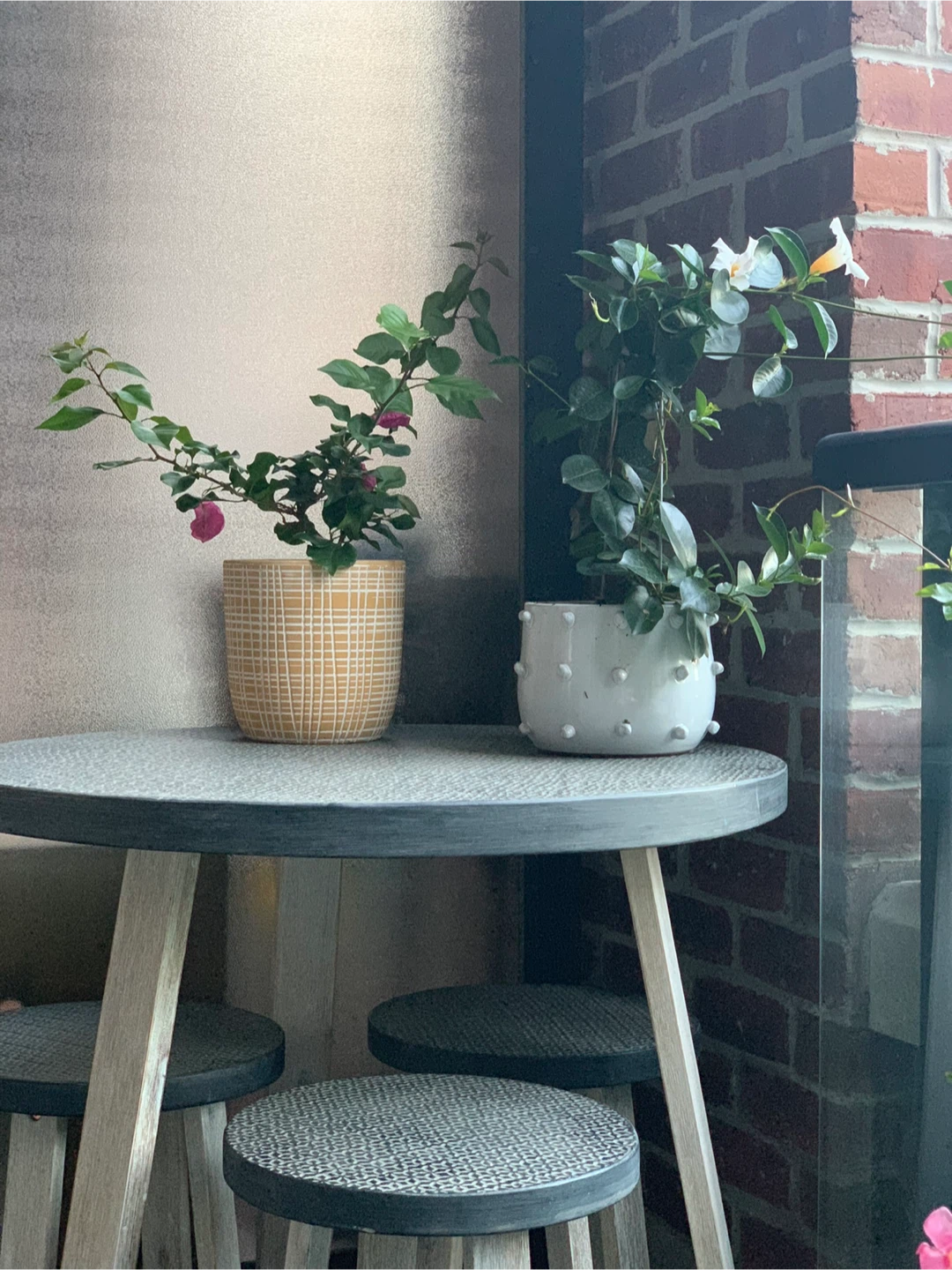Round Patio Table with 3 Stools