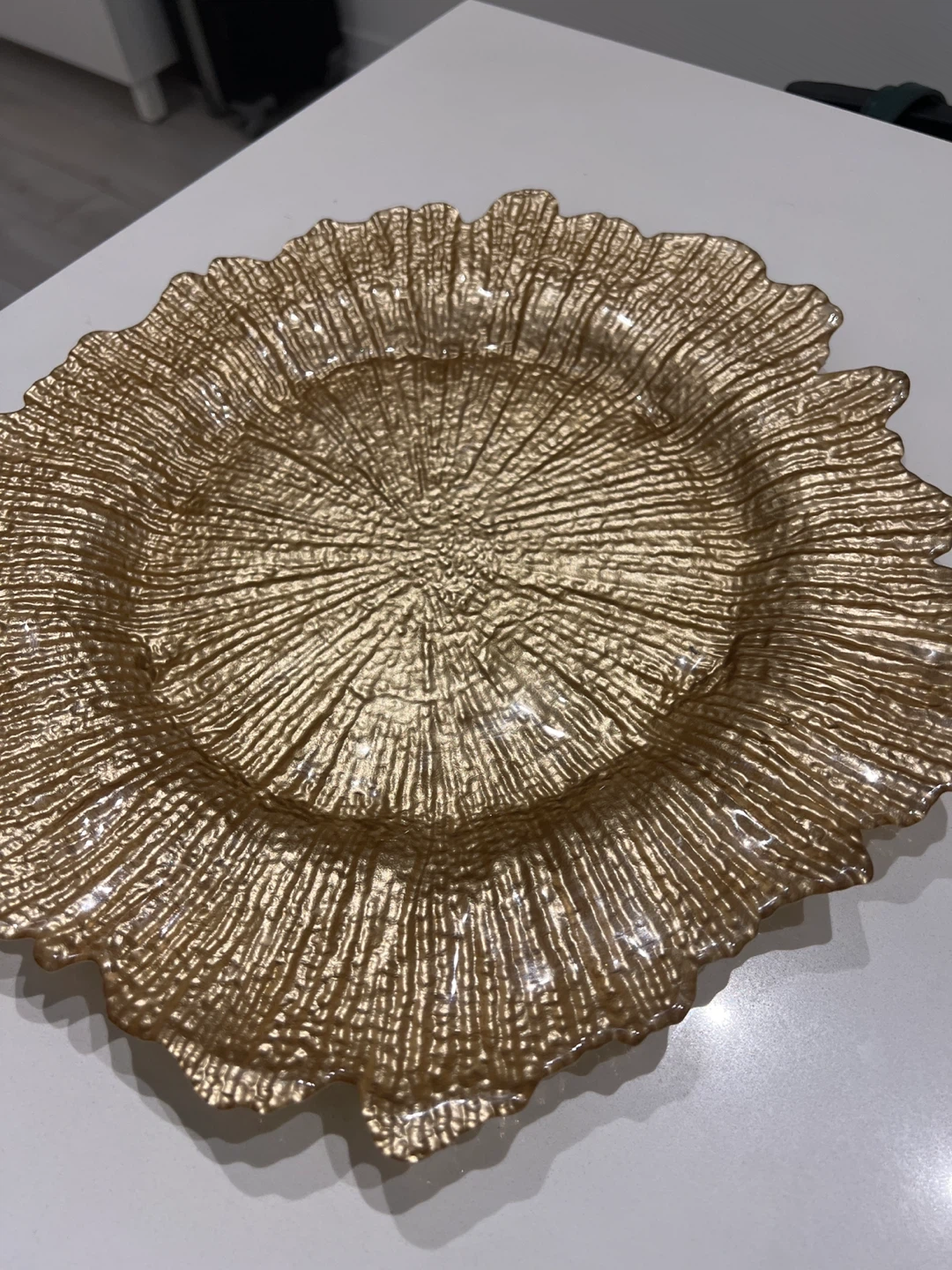Gold Textured Plate - photo 2