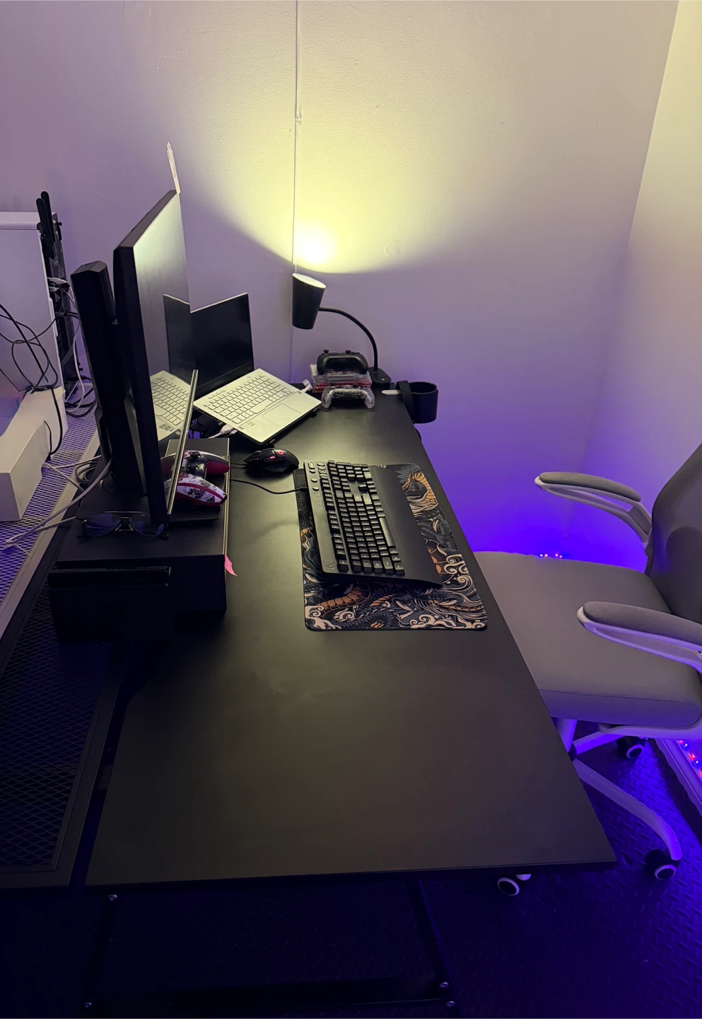 IKEA gaming desks - photo 5