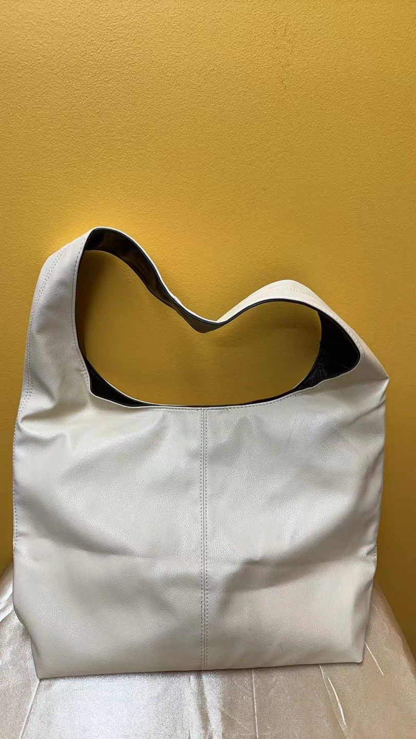Cream Hobo Bag - photo 2
