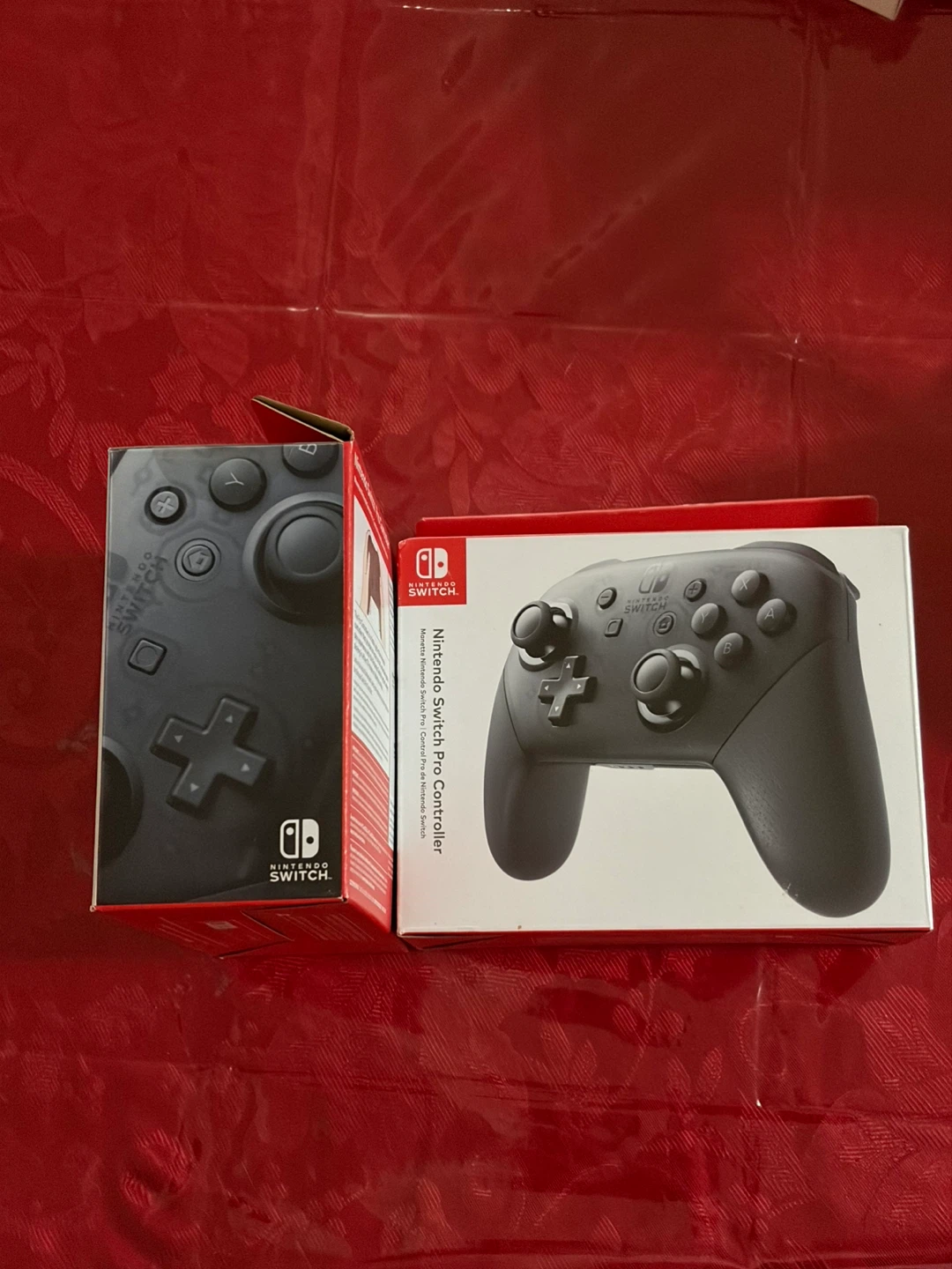 2 Nintendo Switch Pro Controller - photo 2