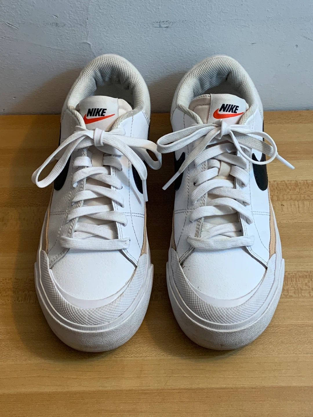 Nike Court Legacy Lift Women’s Sneakers White Black Hemp Size 7