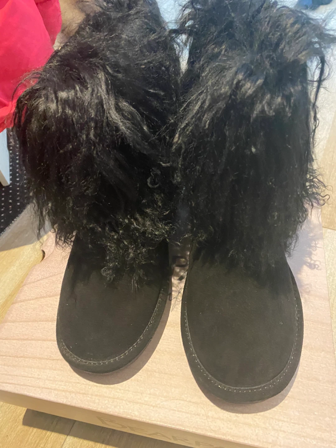 *NEW* Bearpaw Black Suede & Fur Boots - photo 4