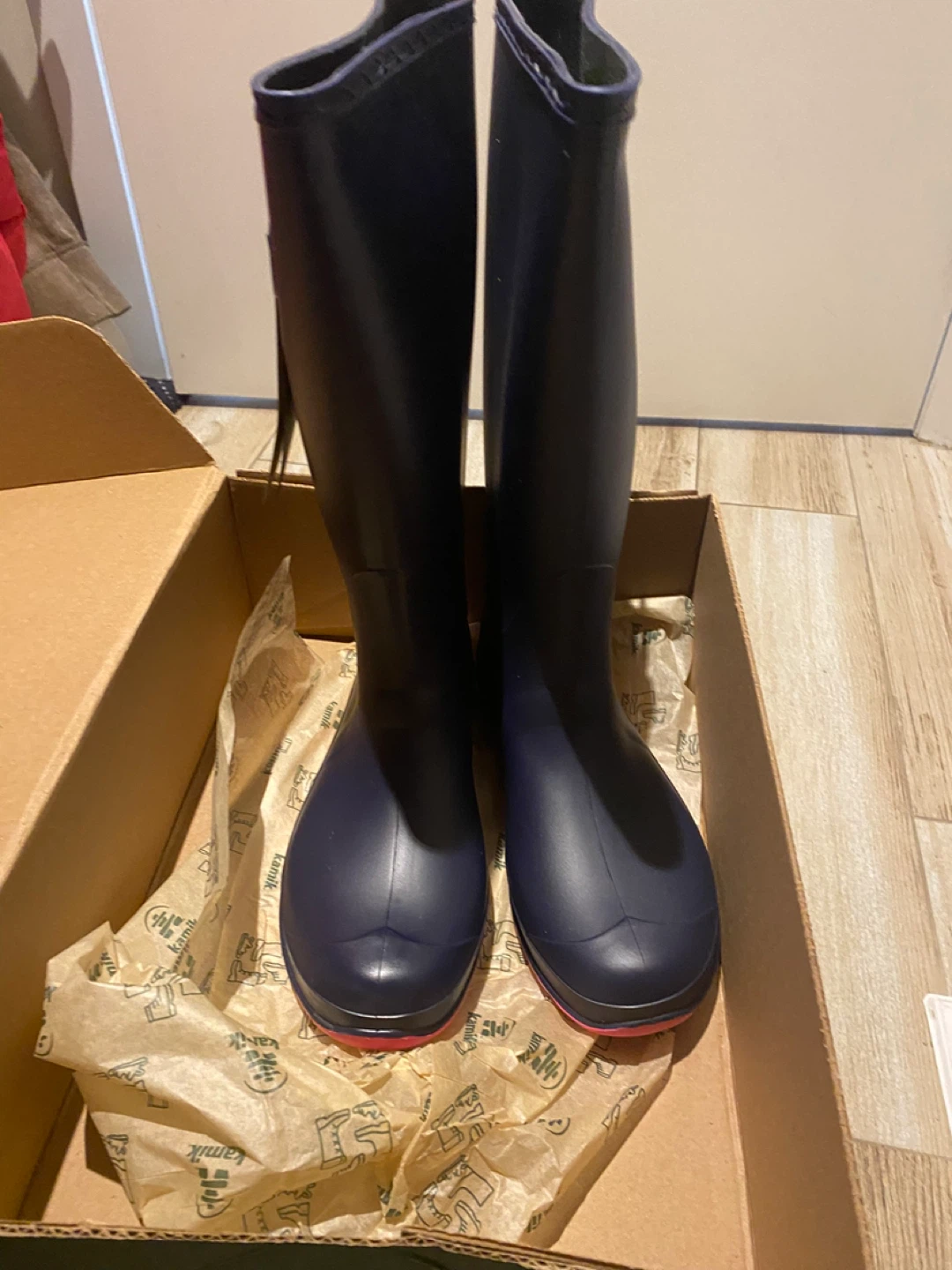 NEW Kamik Women's Rain Boots - Navy - Size 7 - photo 3