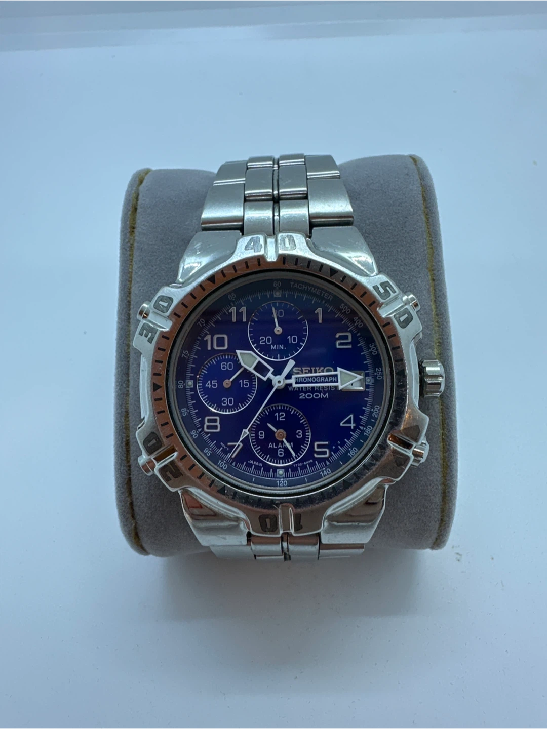 SPORTY & HUGE 1998 Seiko 7T32-6K00 BLUE