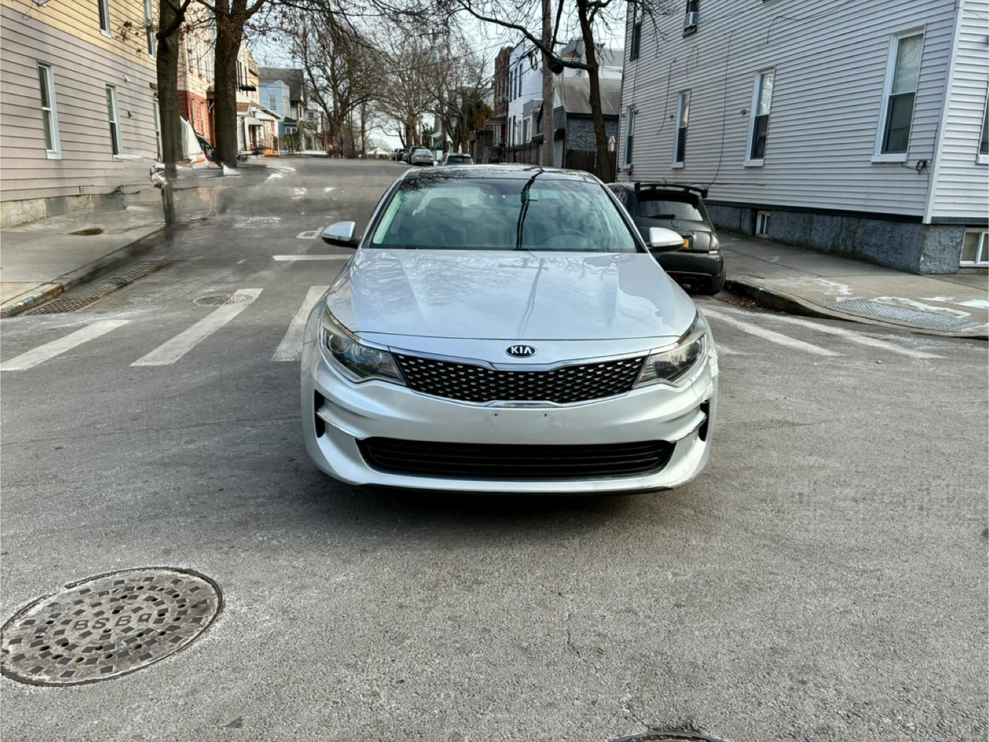 Silver Kia Optima Sedan - photo 2
