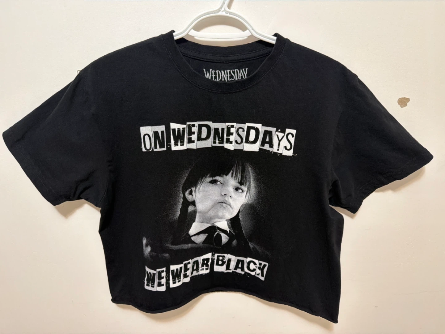 Wednesday "On Wednesdays We Wear Black" T-Shirt Size L