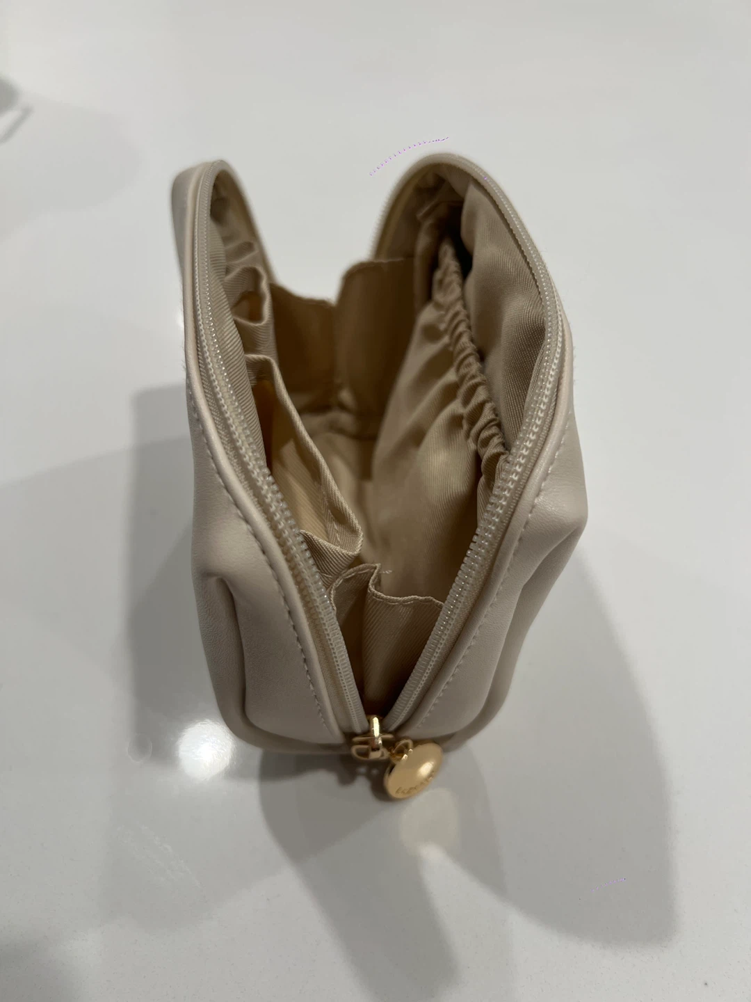 Rose of No Man's Land Makeup Bag - photo 3