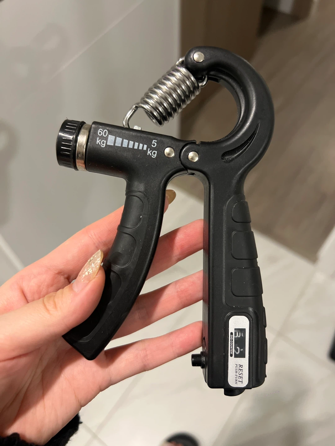 Black Hand Grip Strengthener with Counter
