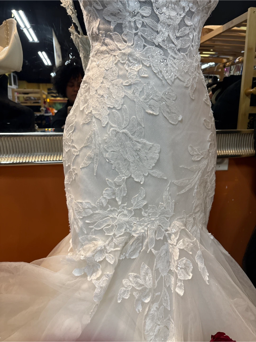 White Lace Wedding Dress - photo 2