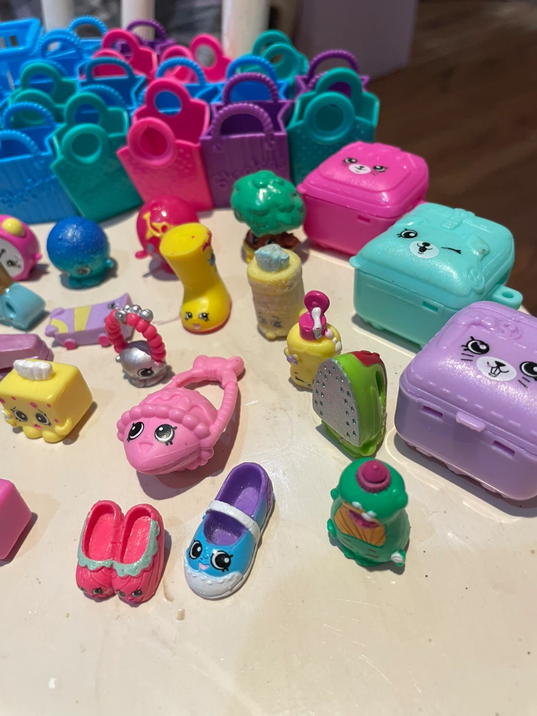 Shopkins Figures and Accessories Lot - photo 5
