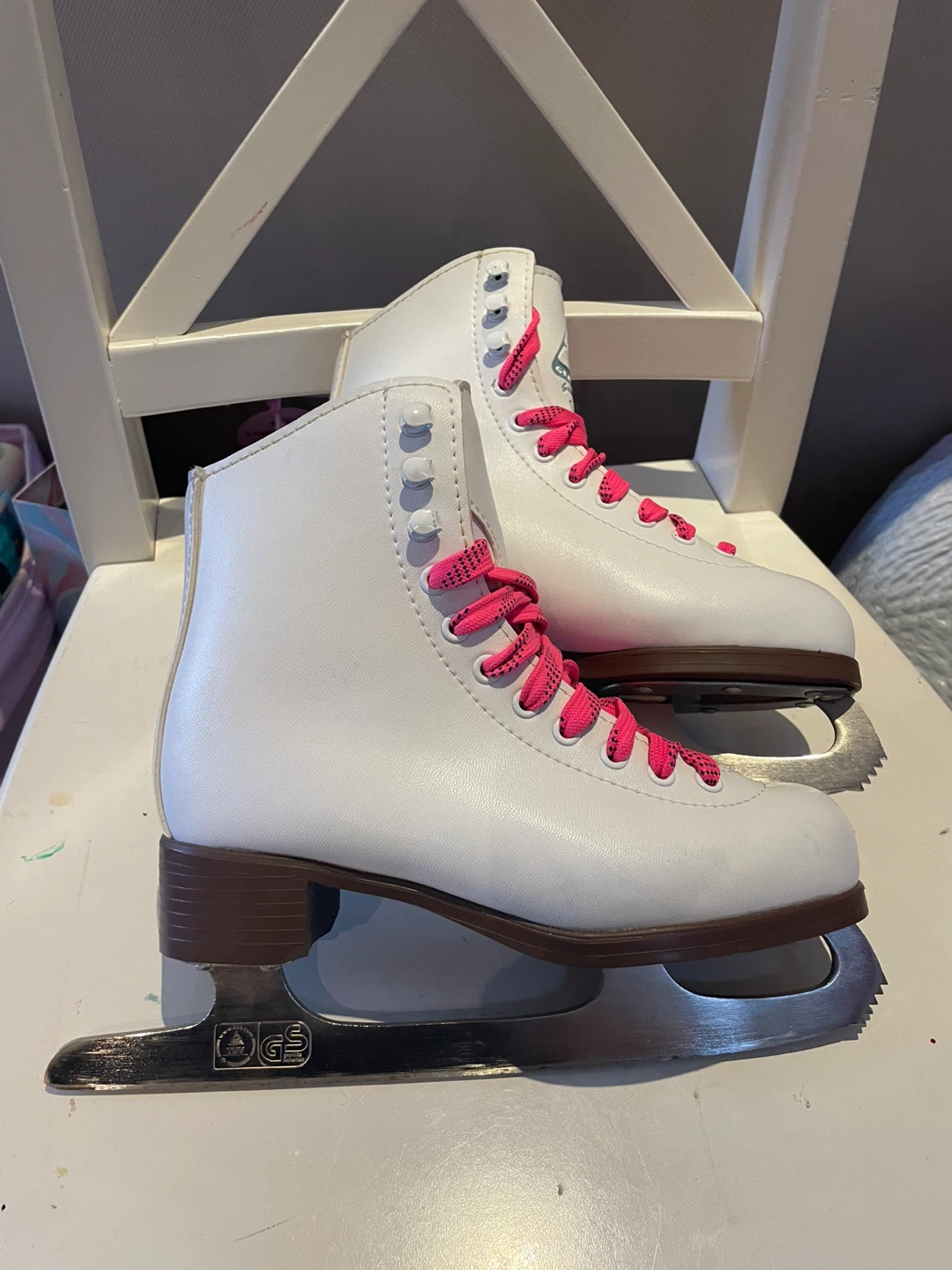 Jackson Glacier 120 Figure Skates - White with Pink Laces - photo 3