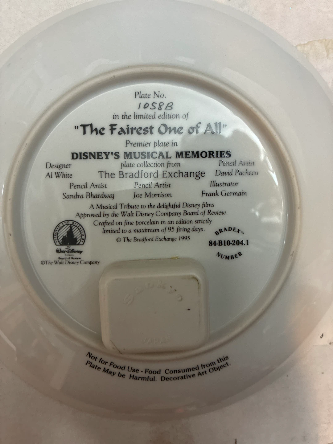 Vintage Disney "The Fairest One of All" Snow White Premier Plate - photo 3