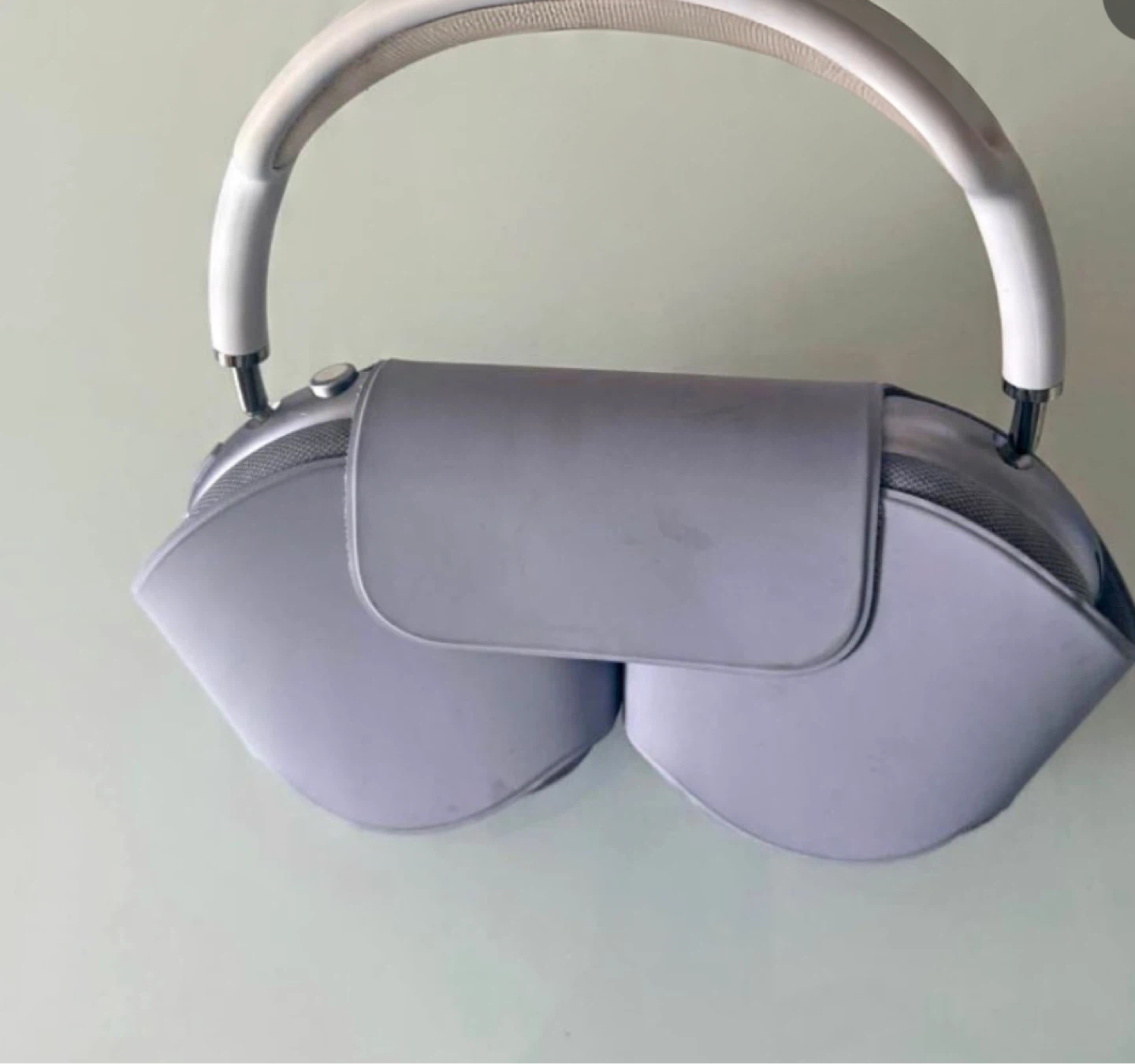 Apple AirPods Max Headphones - purple