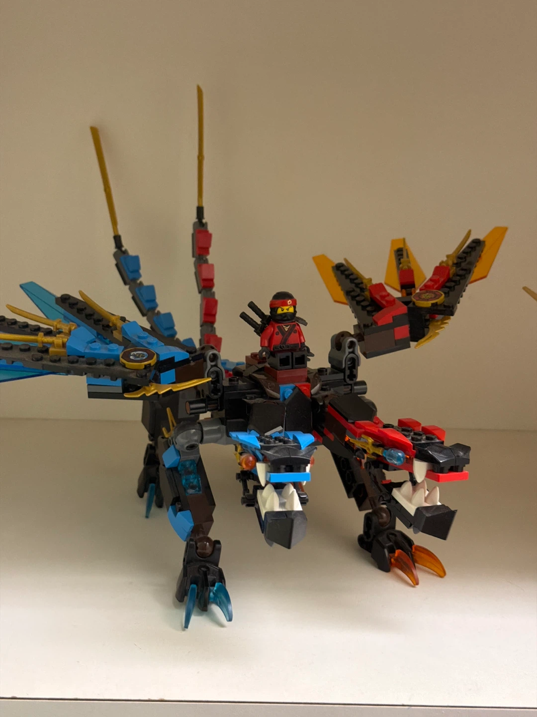 LEGO Ninjago Jay's and Kai Dragon