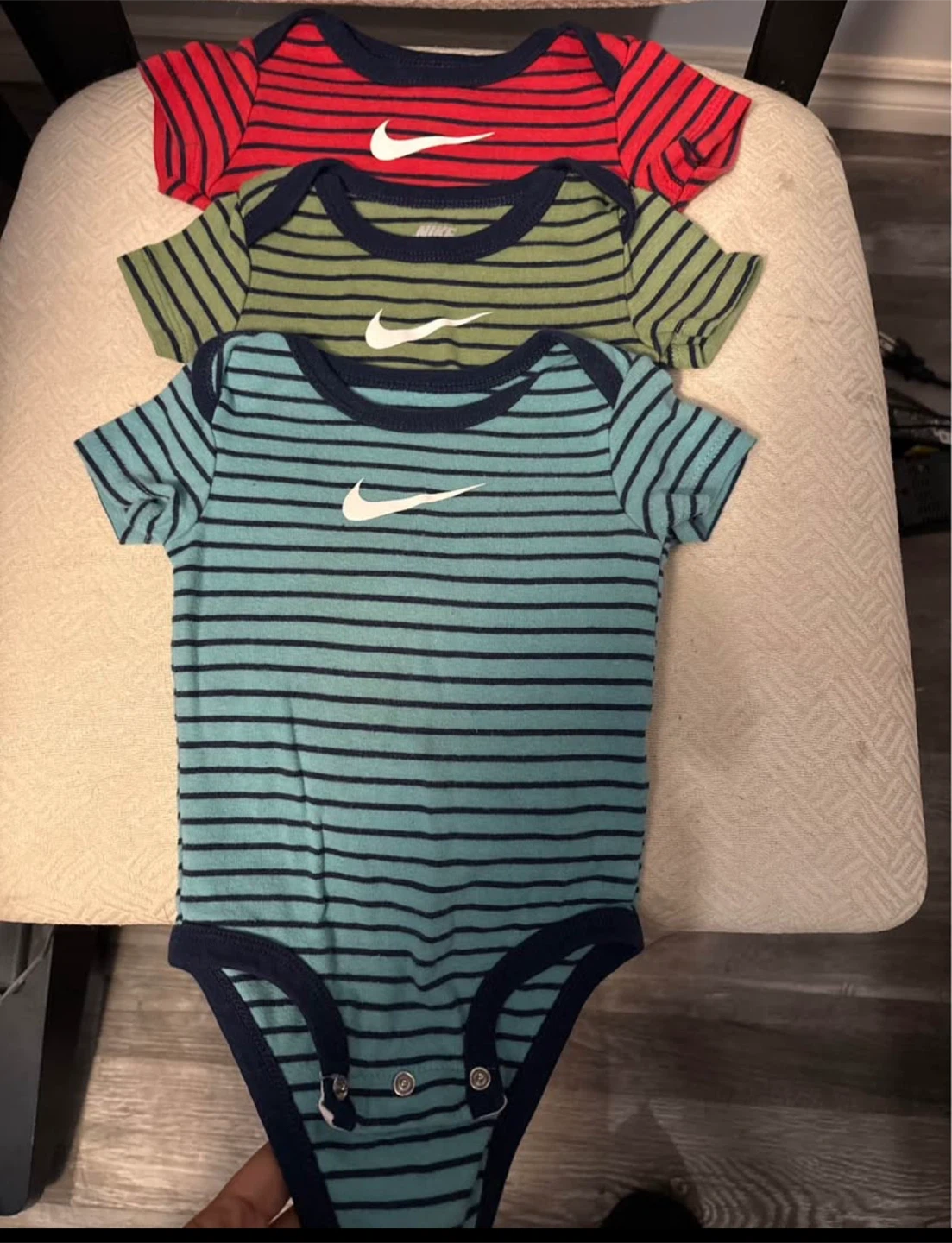 Nike Baby Bodysuit Bundle - 3 Pack 6-9 Months