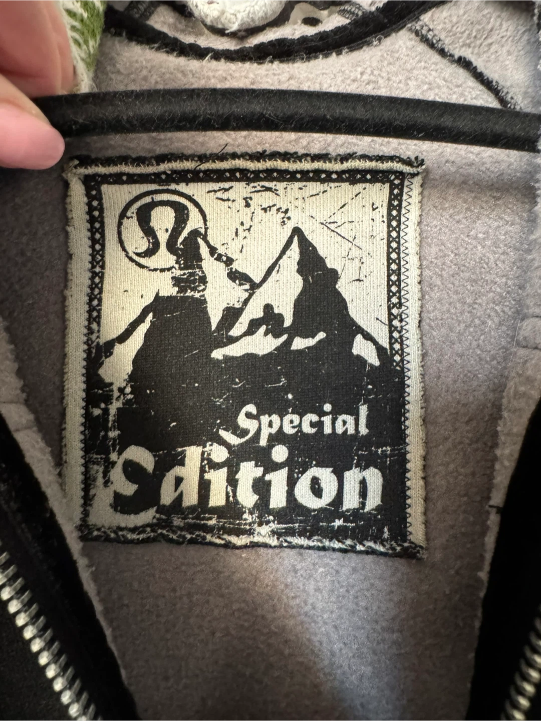 Lululemon Special Edition Hoodie - photo 2