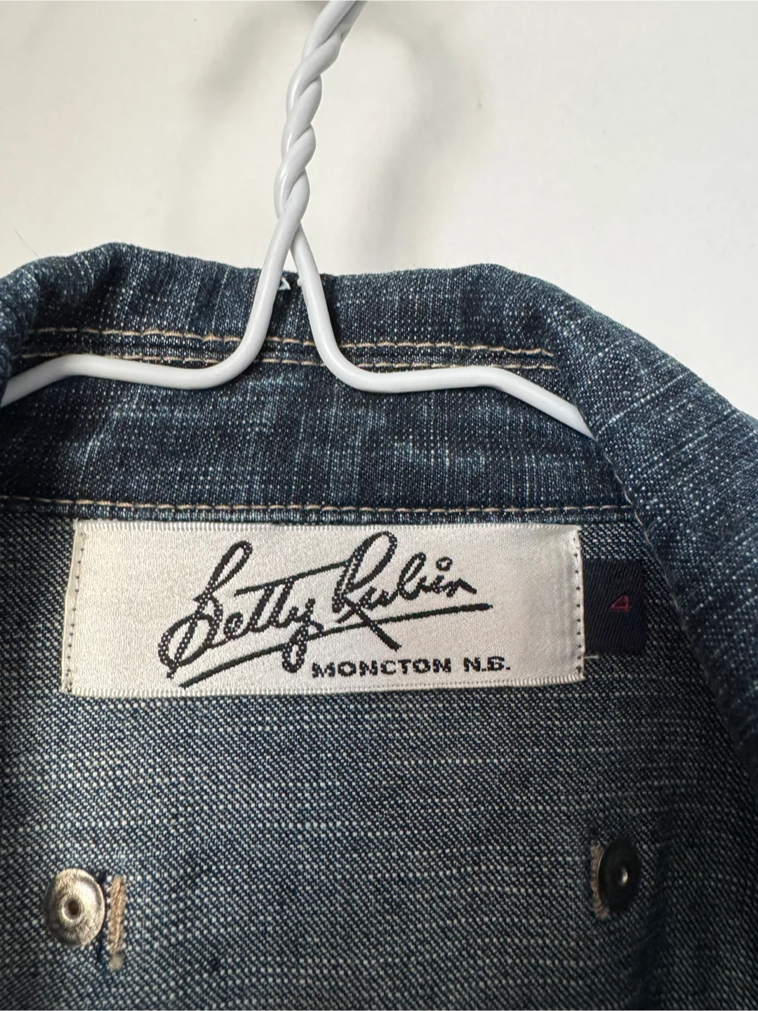 Betty Rubin Denim Jacket - Size 4 - photo 2