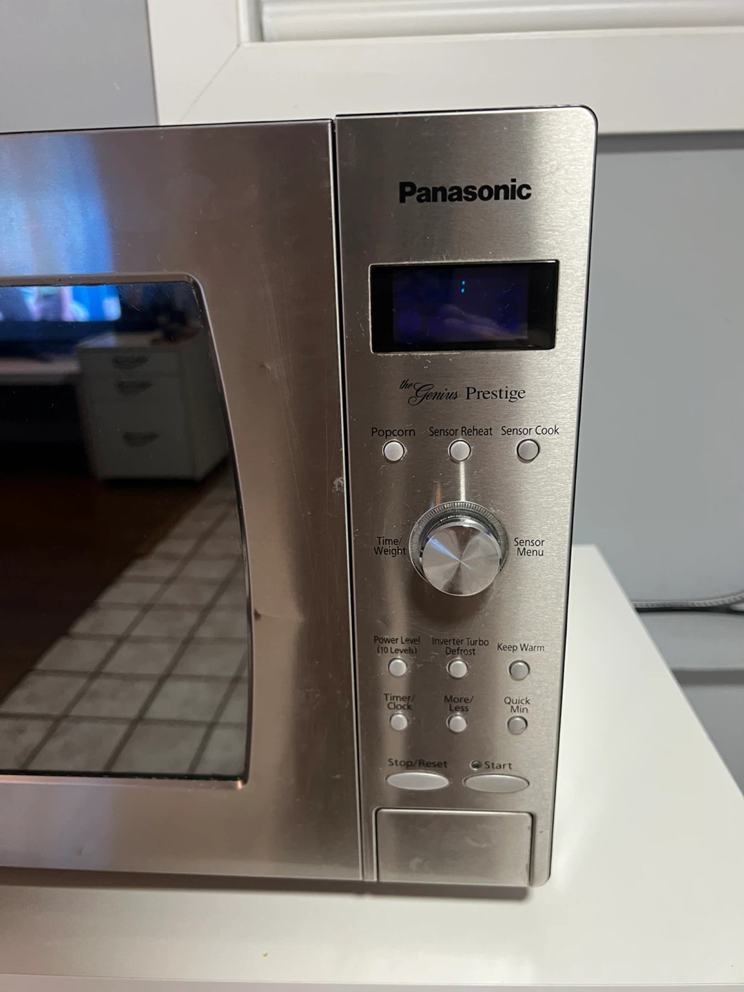 Panasonic Genius Prestige Inverter Microwave - photo 2