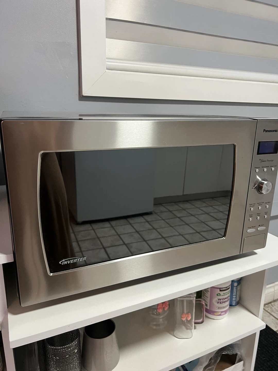 Panasonic Genius Prestige Inverter Microwave - photo 3