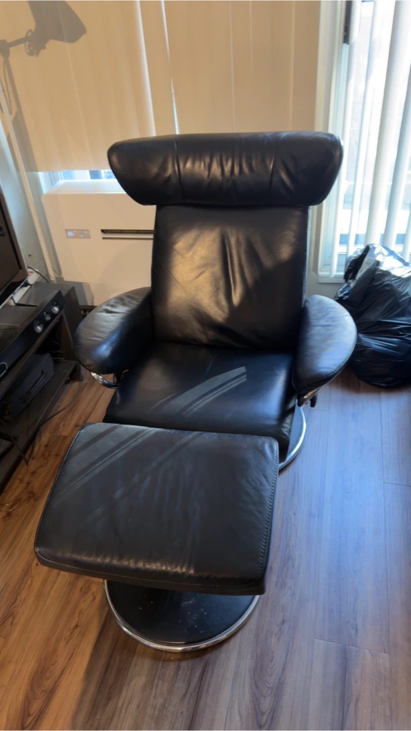 Black Leather Recliner Chair with Ottoman