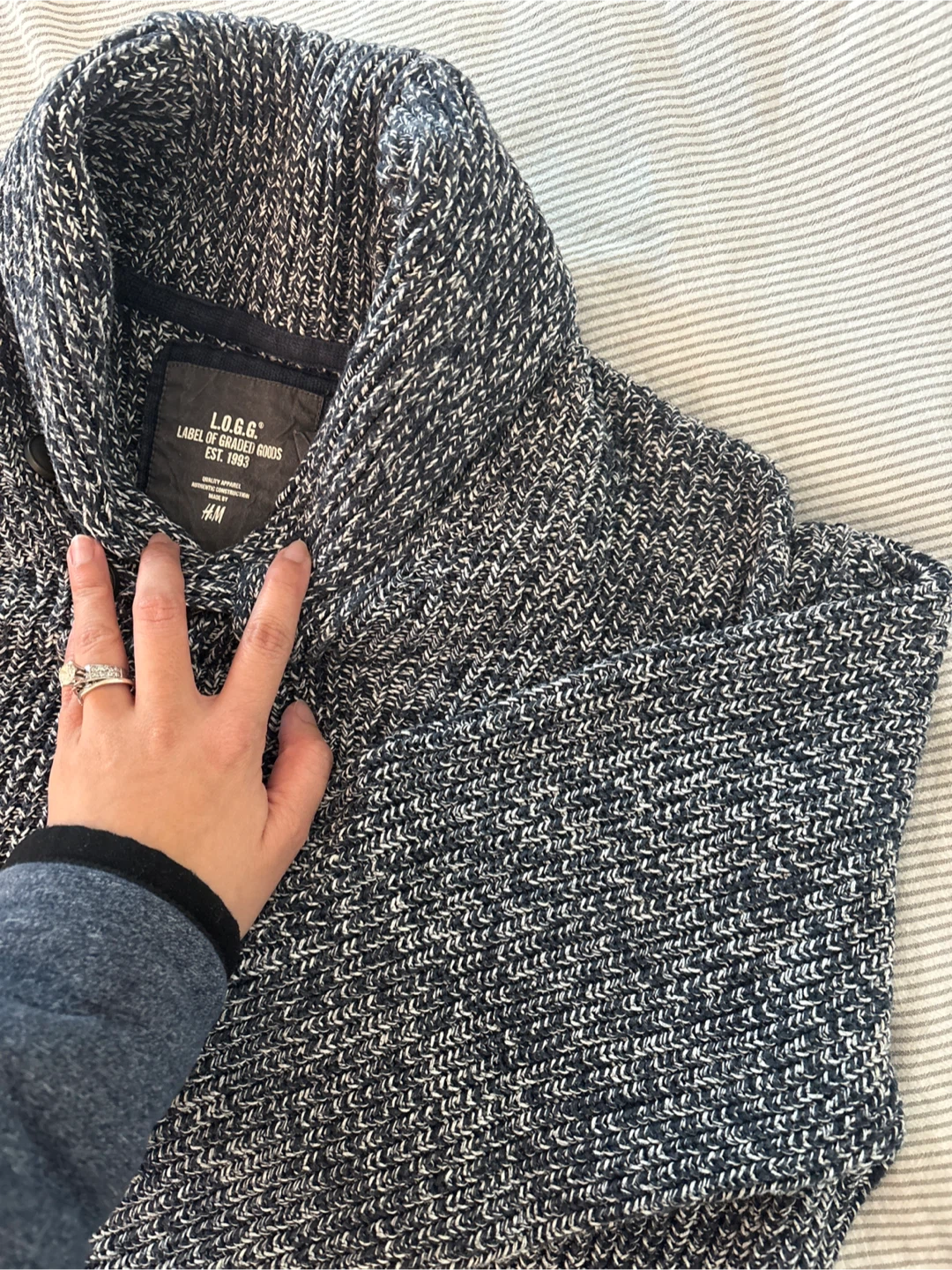 Men's L.O.G.G. Textured Knit Sweater - photo 2