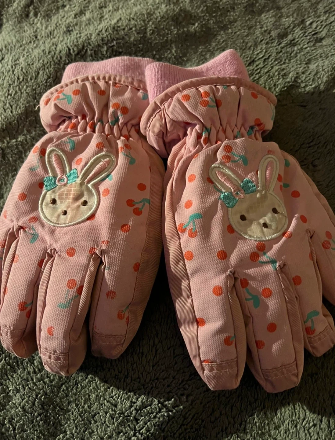 Kids Pink Bunny Cherry Winter Gloves 🧡