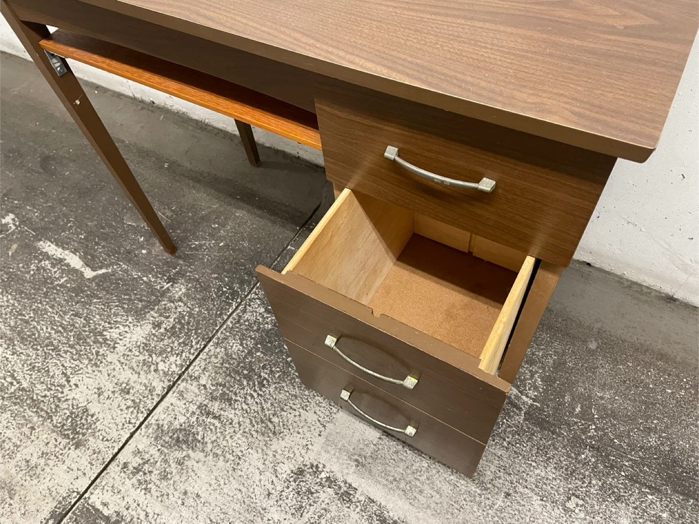 Mid Century Modern Writing Desk with Drawers - photo 4