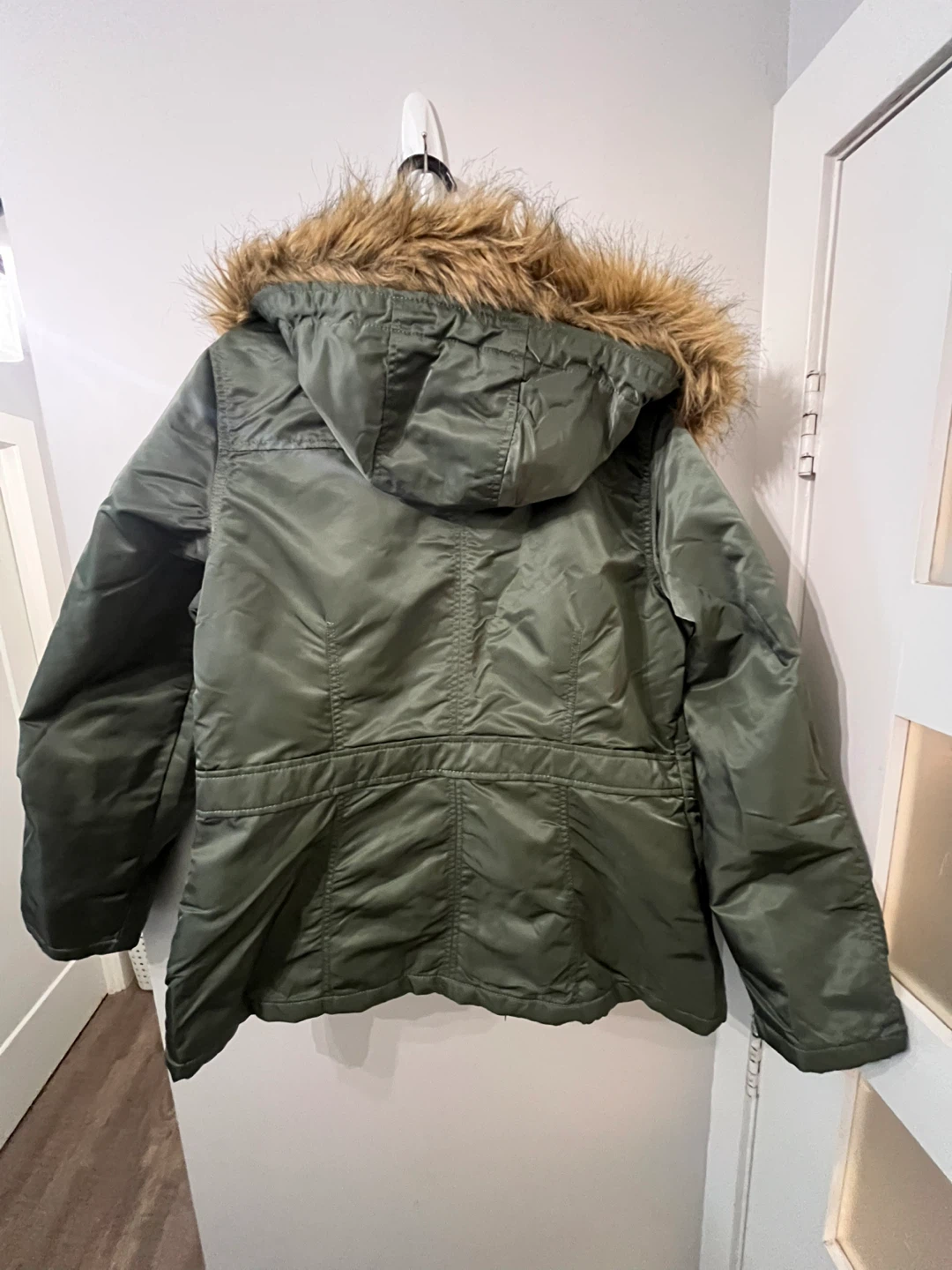 Alpha Industries Women’s Winter Parka Jacket - photo 4