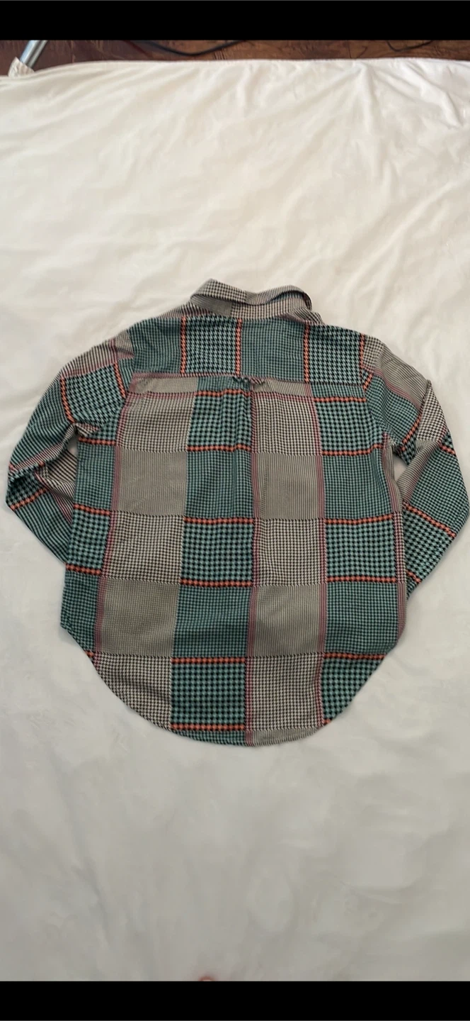 Plaid Button-Up Shirt size S - photo 3