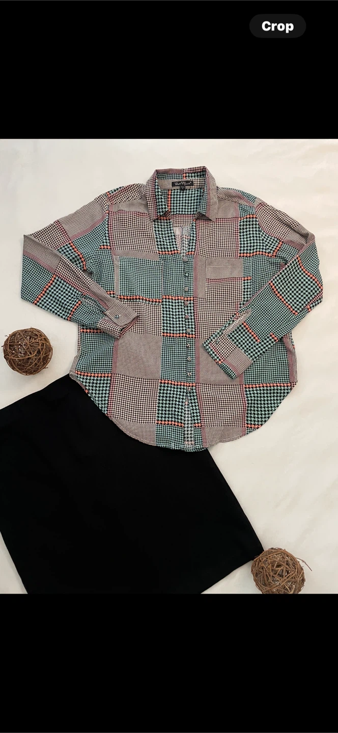 Plaid Button-Up Shirt size S - photo 2
