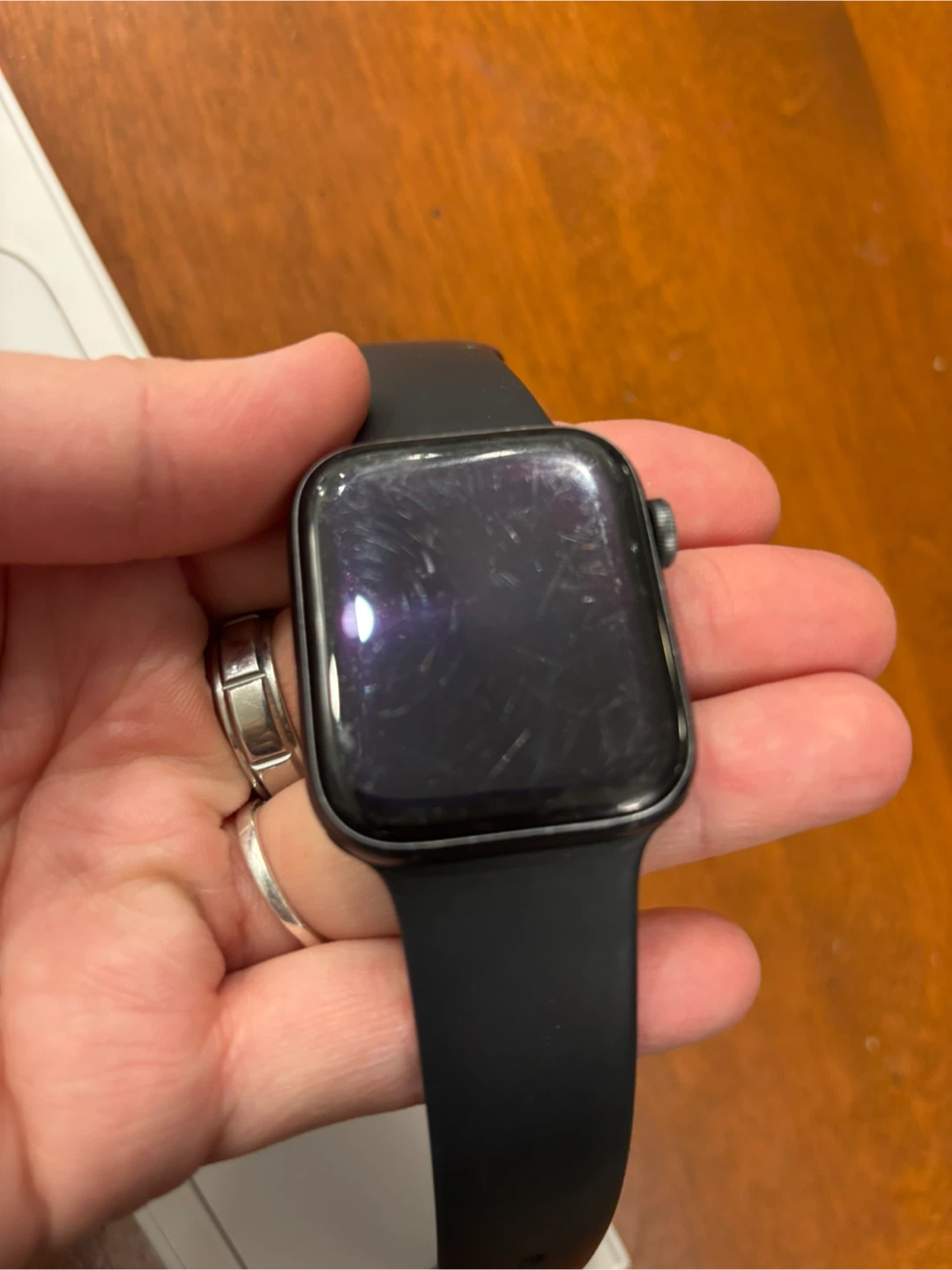 Apple Watch Series 5 - photo 2
