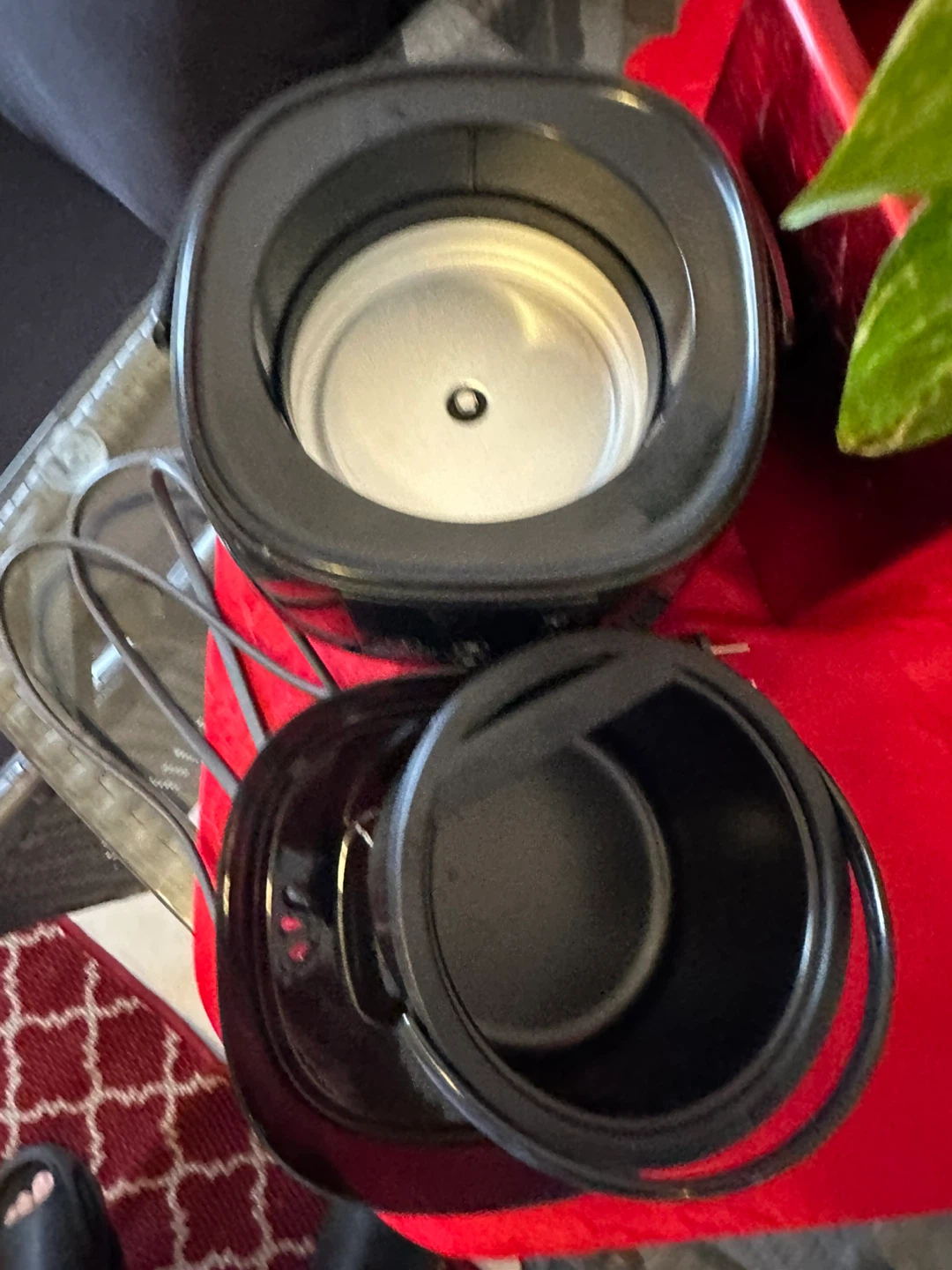 Black Wax Heater Pot