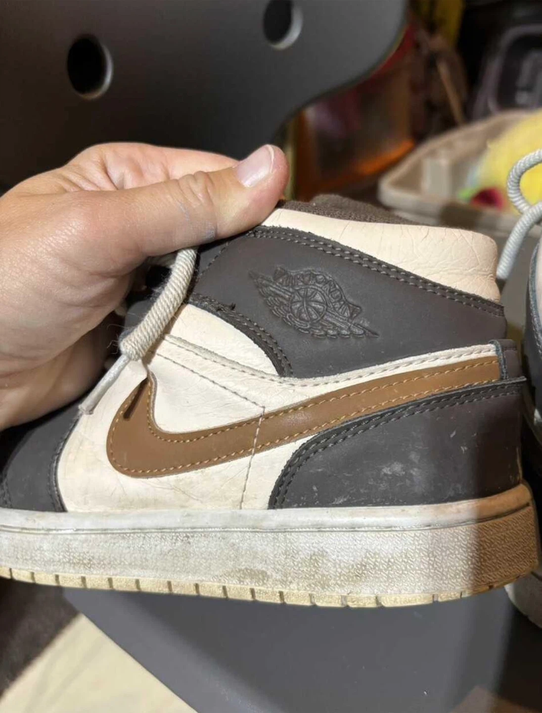 Air Jordan 1 Mid SE GS "Light Olive" Brown color - photo 4